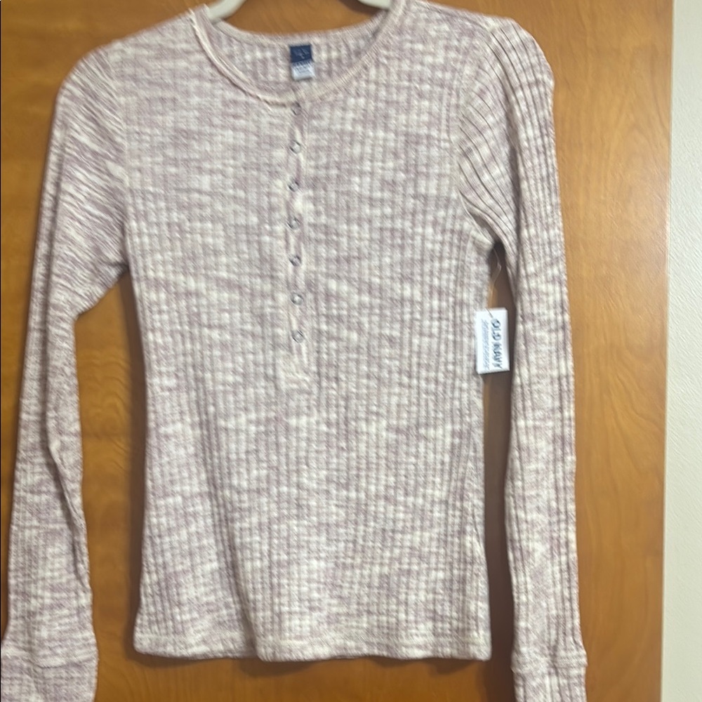 NWT Old Navy Fitted Plush Henley Tee, size Medium